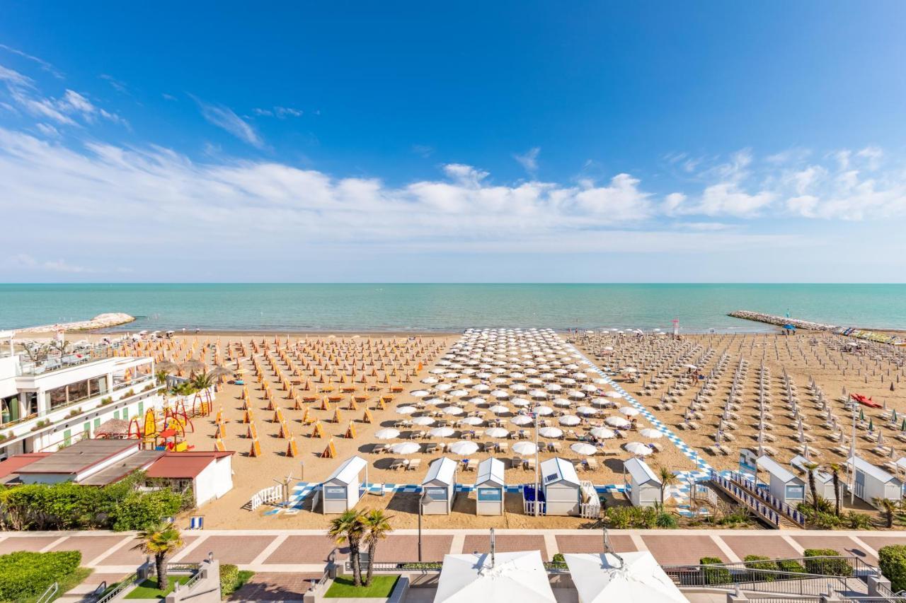 Hotel Nettuno Caorle Eksteriør bilde