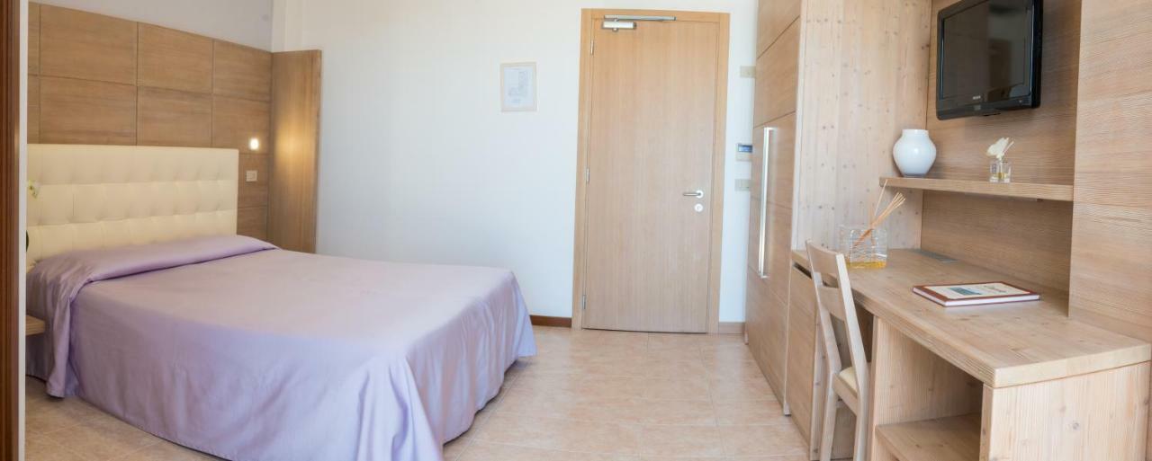 Hotel Nettuno Caorle Eksteriør bilde